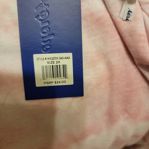 Top - Picture 3 of 4